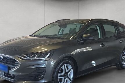 Ford Focus 47.559 km 17.980 € Stuttgart 70190