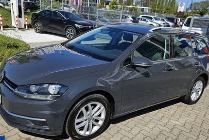 VW Golf