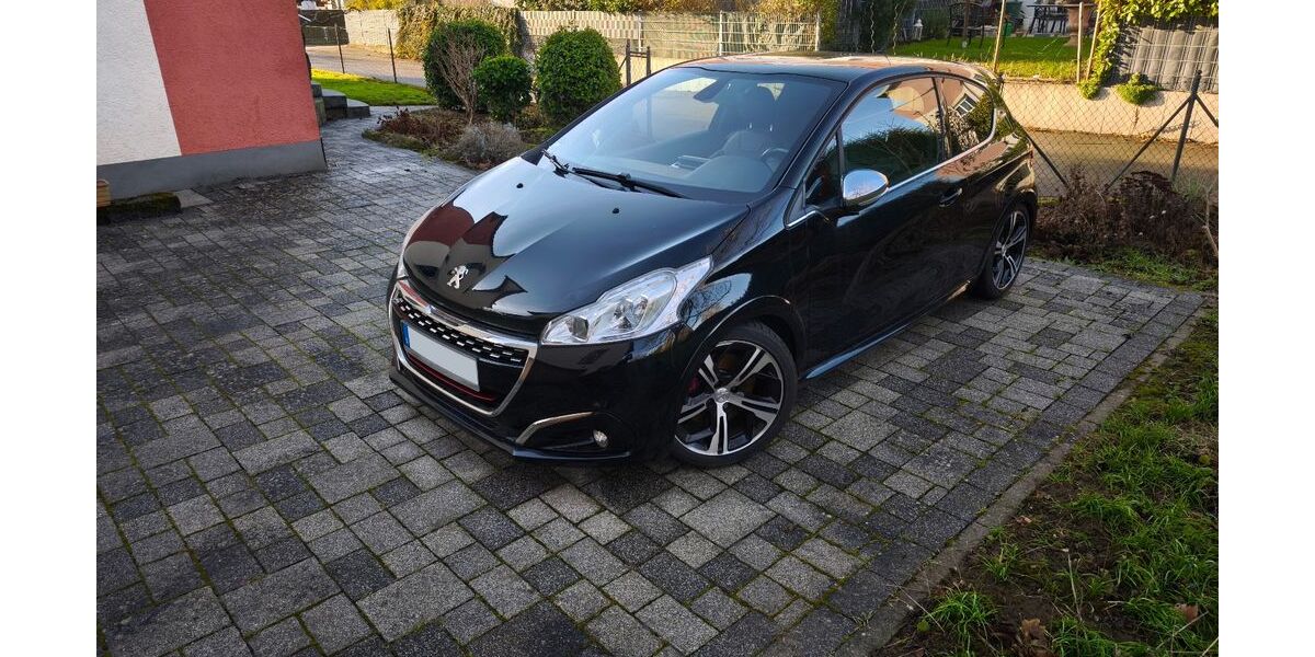 Peugeot 208 82.700 km 11.800 &euro; Meckesheim 74909