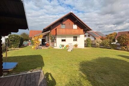 Sofort bezugsfertiges Einfamilienhaus (prov.-frei), neue Heizung 4.5 zimmer
