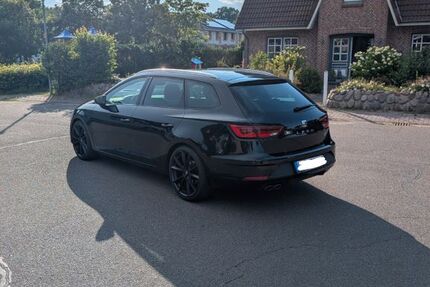 Seat Leon 108.000 km 16.799 &euro; Westerrönfeld 24784