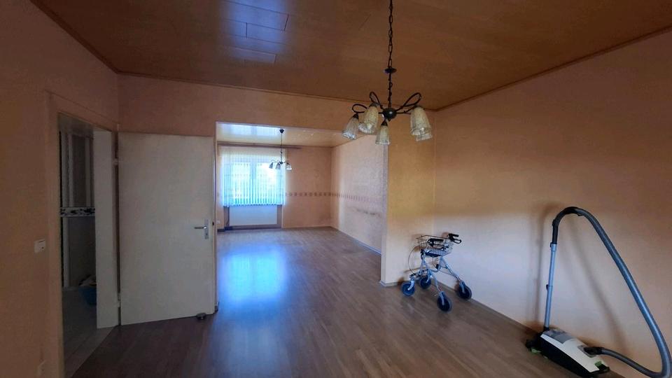 Reihenhaus Beckingen - 7 Zimmer, 140 m&sup2;, 120.000&euro; | Angebot:26884832
