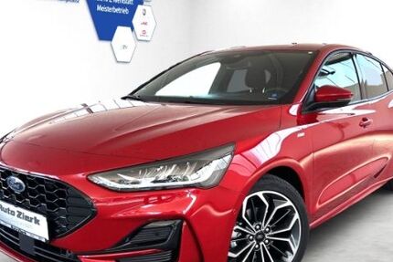 Ford Focus 8.592 km 25.190 € Peine 31226