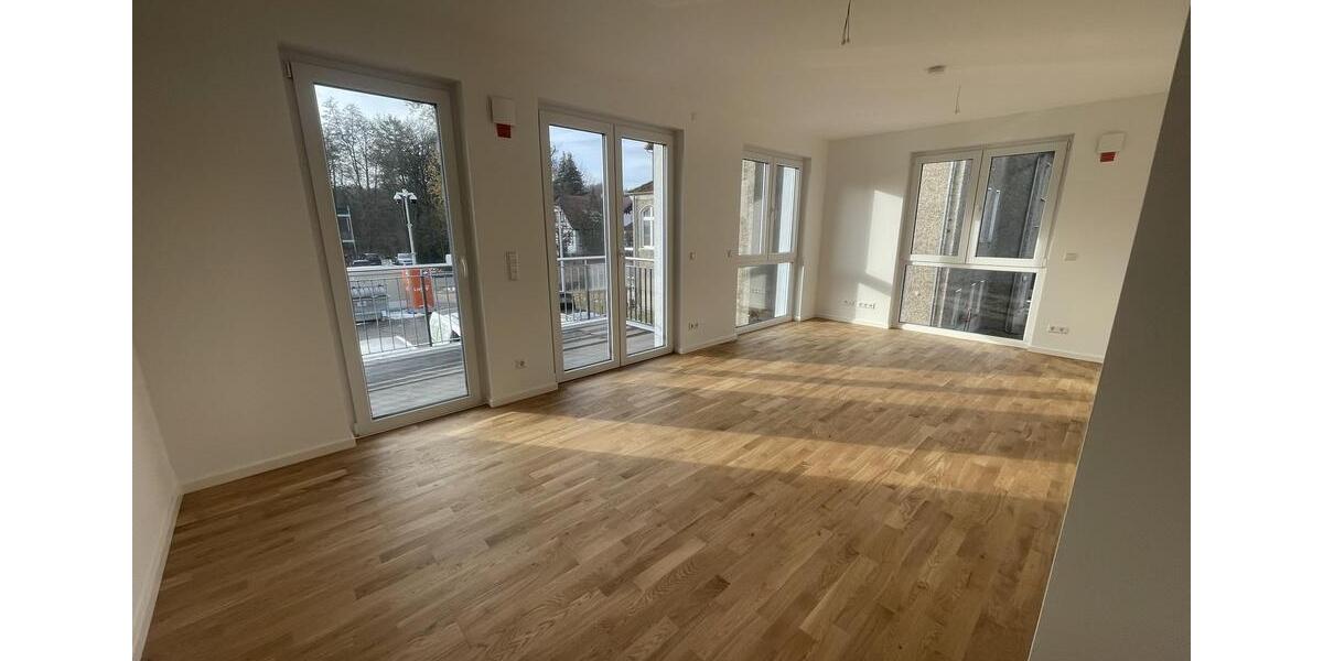 Helle 3 Zimmer Wohnung mit großem Balkon - Neubau Erstbezug 3 zimmer