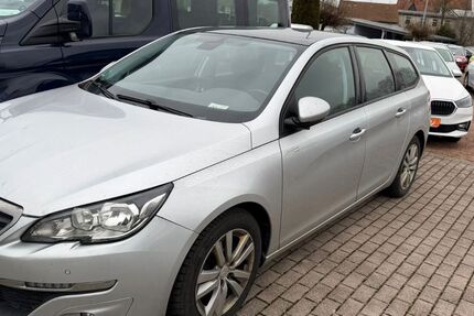 Peugeot 308 223.000 km 5.299 &euro; Berlin 10553