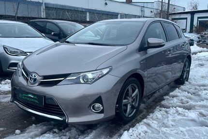 Toyota Auris 65.462 km 12.999 &euro; Nürnberg 90439