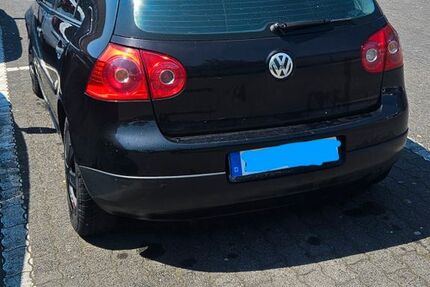 VW Golf 177.000 km 2.500 &euro; Fürthen 57539