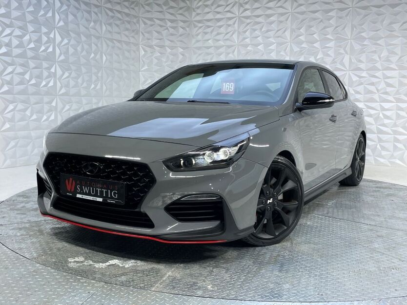 Hyundai i30 82.000 km 22.990 € Bad Langensalza 99947