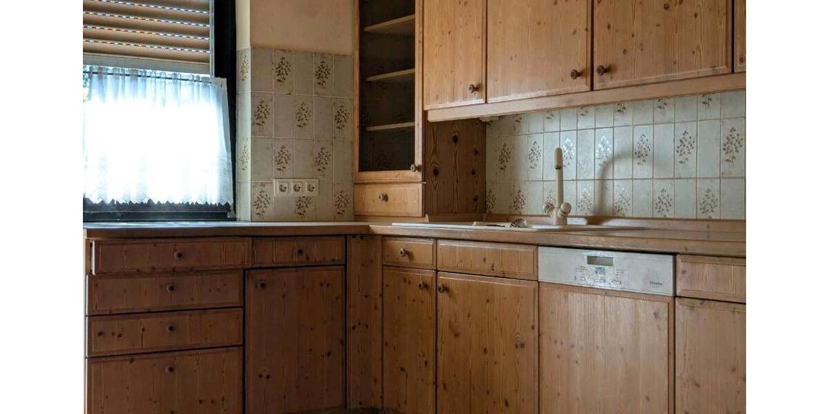 Einfamilienhaus Blieskastel - 5 Zimmer, 156 m&sup2;, 182.000&euro; | Angebot:27014469
