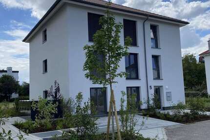Wohnung zum Mieten in Weil am Rhein 1.750 € 102 m²
