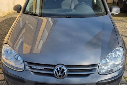 VW Golf 222.702 km 5.299 &euro; Stuttgart 70190