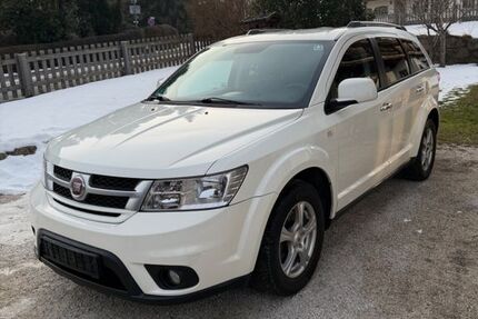 Fiat Freemont 231.000 km 5.990 &euro; Brannenburg 83098