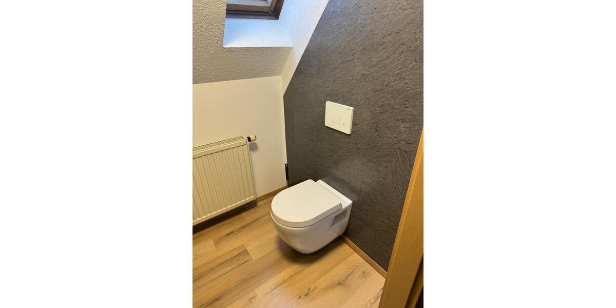 Doppel-Haus-Hälfte in 09599 Freiberg zu vermieten 5 zimmer