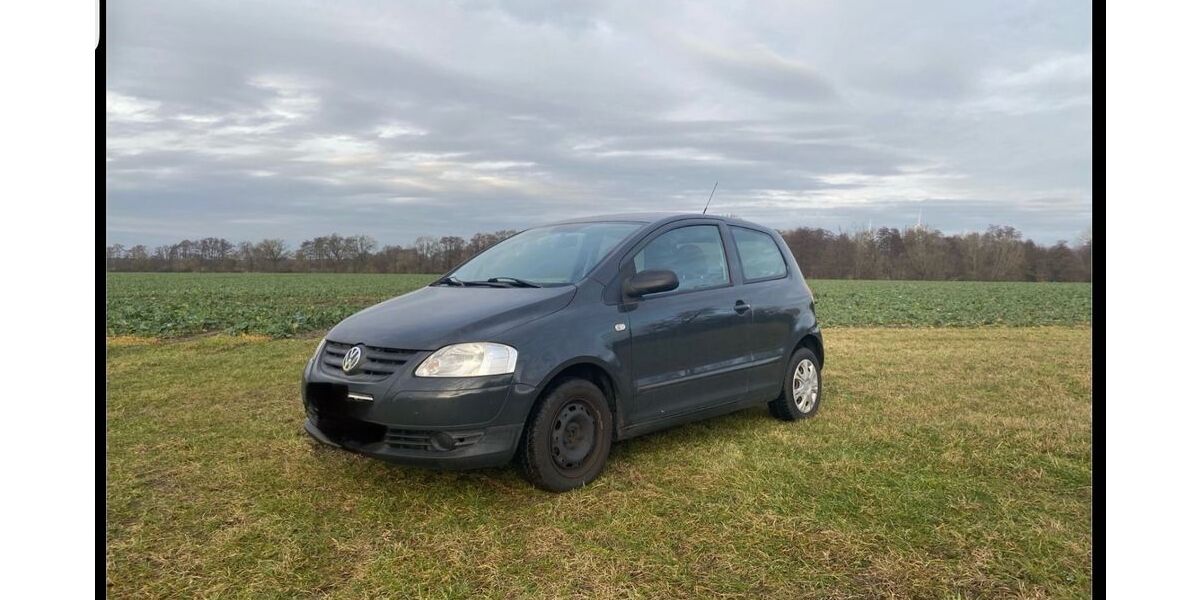 VW Fox 119.000 km 1.500 &euro; Berlin 10967
