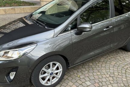 Ford Fiesta Titanium Kam Temp SHZ WR EU6 TOPAUSSTATTUNG 80.000 km 13.950 € Erftstadt 50374