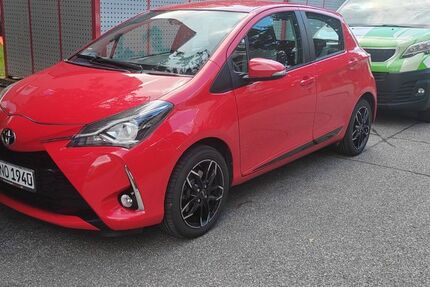 Toyota Yaris 73.000 km 11.500 € Ismaning 85737