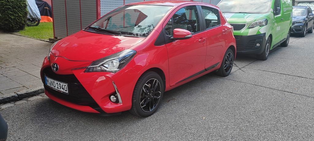 Toyota Yaris 73.000 km 11.500 € Ismaning 85737