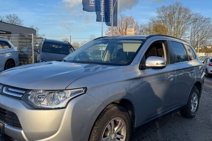 Mitsubishi Outlander 174.000 km 8.990 &euro; Datteln 45711