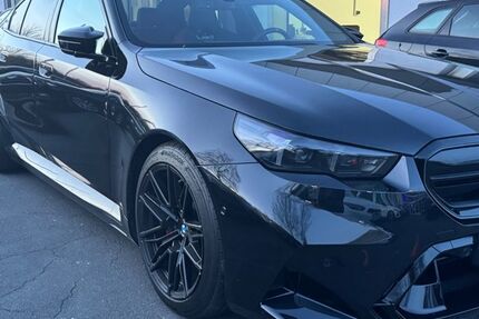 BMW M5 7.000 km 130.000 &euro; Würzburg 97076