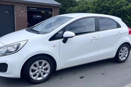 Kia Rio 190.000 km 2.850 &euro; Weilmünster 35789