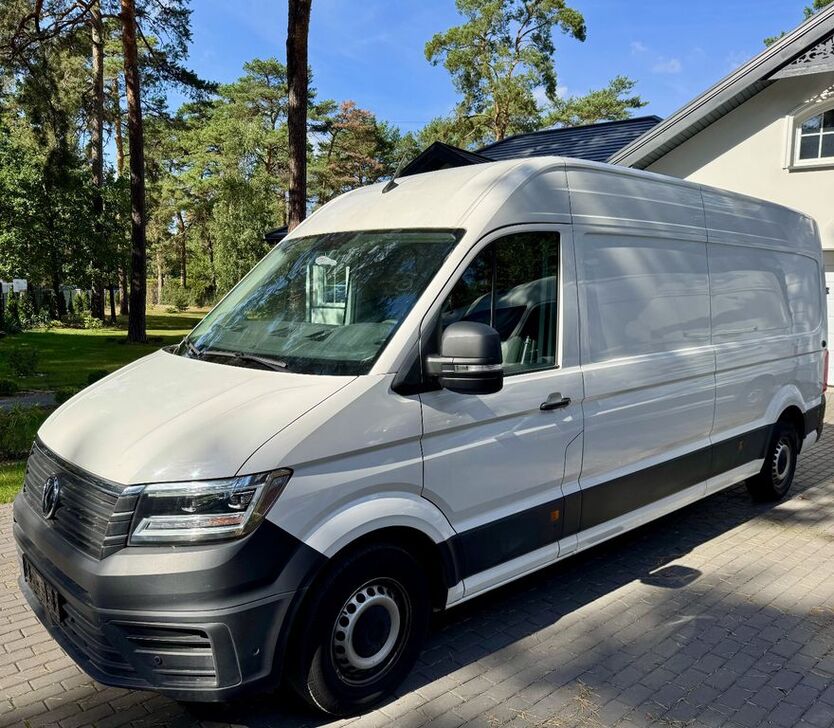 VW Crafter 105.602 km 27.700 € Berlin 12435