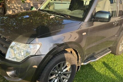 Mitsubishi Pajero 180.000 km 10.700 &euro; München 80995