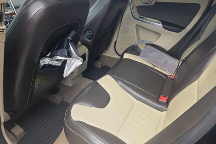 Volvo XC60 218.500 km 7.999 &euro; Göttingen 37085
