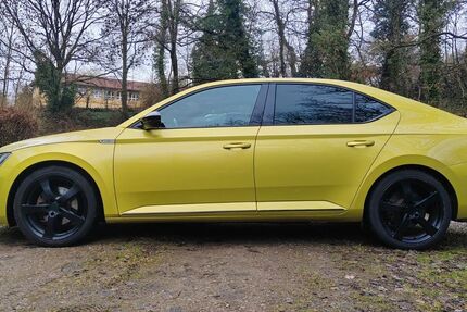 Skoda Superb 128.000 km 19.000 &euro; Salzhemmendorf 31020