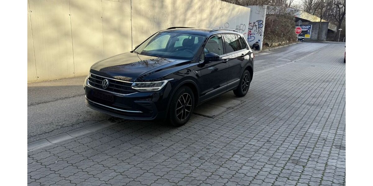 VW Tiguan 108.000 km 22.500 &euro; München 81245