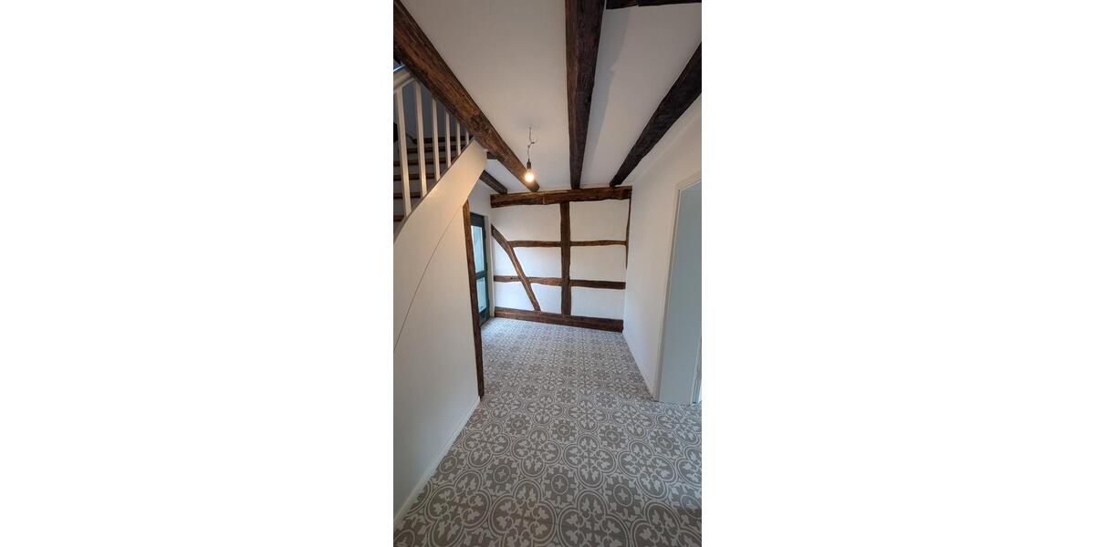 Einfamilienhaus Schleiden - 6 Zimmer, 180 m&sup2;, 1.600&euro; | Angebot:26135305