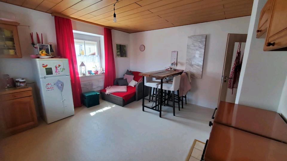 Erdgeschoßwohnung Bernhardswald - 5 Zimmer, 130 m&sup2;, 700&euro; | Angebot:26315189