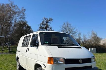 VW T4 andere 236.600 km 1.250 &euro; Much 53804