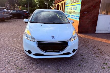 Peugeot 208 119.800 km 3.999 &euro; Aurich 26607