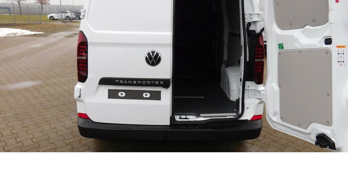 VW T7 Transporter 2.0 Lang TDI 3Sitze Navi Klima 39.100 km 30.690 &euro; Vordorf 38533
