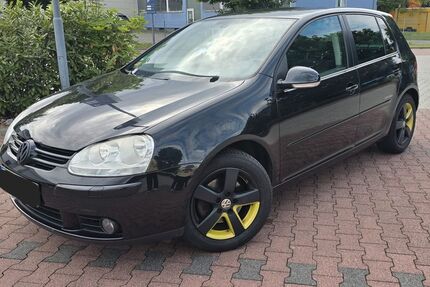 VW Golf 178.000 km 3.900 &euro; Frankfurt am Main 60439
