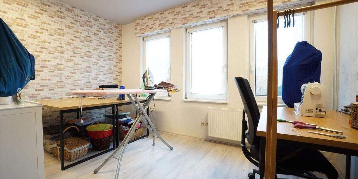 IMMOBILIEN GUMNIOR präsentiert: Einfamilienhaus mit großem Garten in ruhiger Wohnlage von Bad Bentheim 7 zimmer