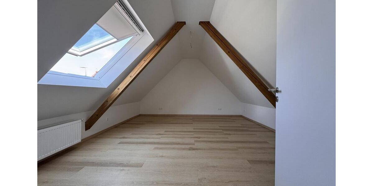 Etagenwohnung Crailsheim - 4 Zimmer, 105 m&sup2;, 900&euro; | Angebot:26645344