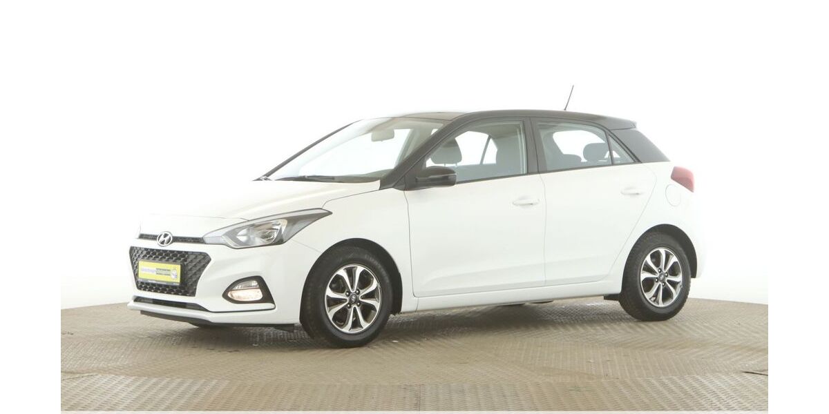 Hyundai i20 84.849 km 9.925 &euro; Buchholz 21244
