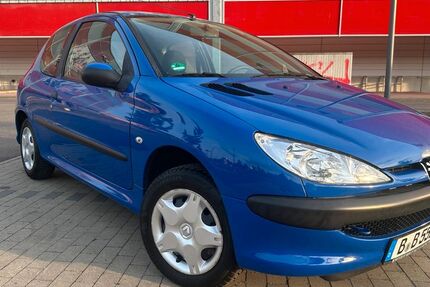 Peugeot 206 96.000 km 3.490 &euro; Berlin 10315