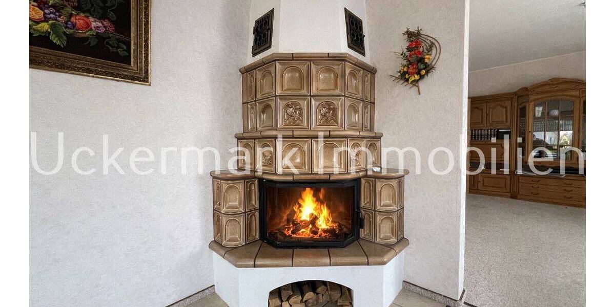 Einfamilienhaus Gramzow - 6 Zimmer, 140 m&sup2;, 320.000&euro; | Angebot:26066463