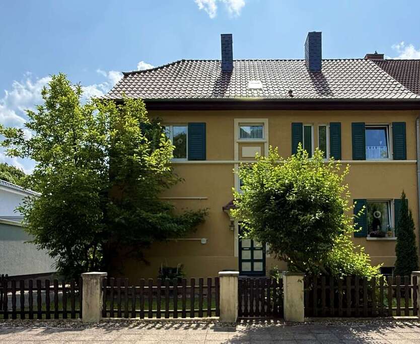 Haus zum Kaufen in Gardelegen 305.000 € 205 m²