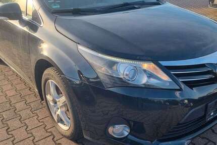 Toyota Avensis 264.800 km 4.990 &euro; Karlstein am Main 63791