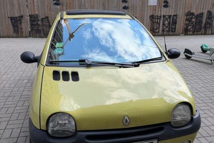 Renault Twingo 100.000 km 1.200 &euro; Berlin 12103