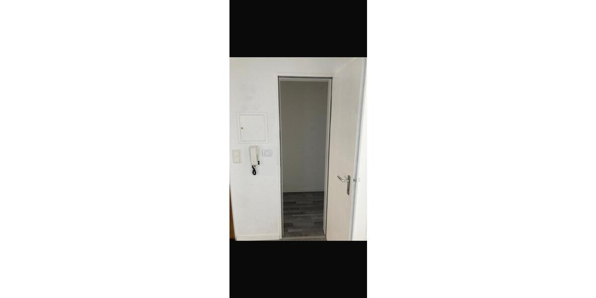 Erdgeschoßwohnung Sundern (Sauerland) - 3.5 Zimmer, 70 m&sup2;, 570&euro; | Angebot:25407501