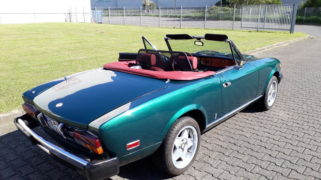 Fiat 124 Spider 120.000 km 16.400 &euro; Langenfeld 40764
