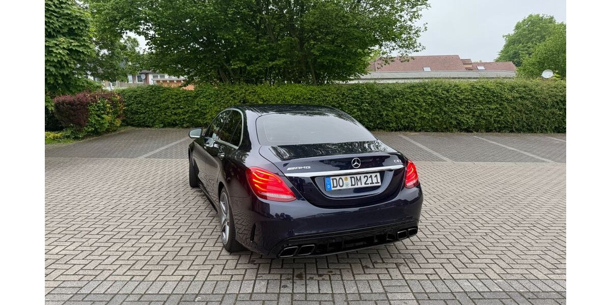 Mercedes-Benz C 250 120.520 km 21.900 &euro; Dortmund 44328