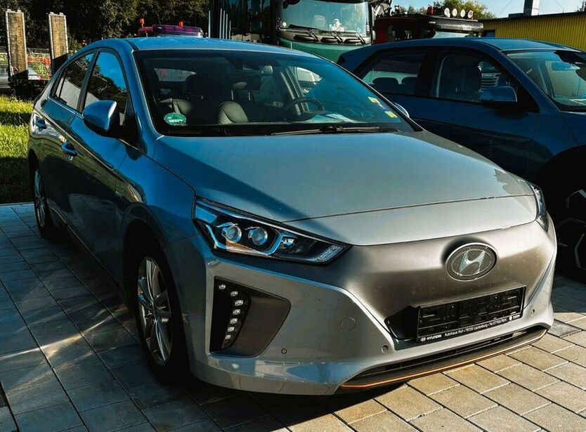 IONIQ