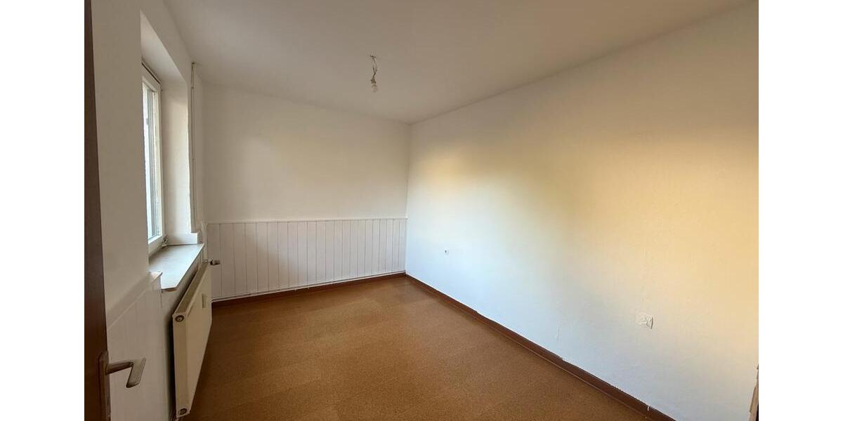 Erdgeschoßwohnung Beverungen - 4 Zimmer, 110 m&sup2;, 510&euro; | Angebot:26301696