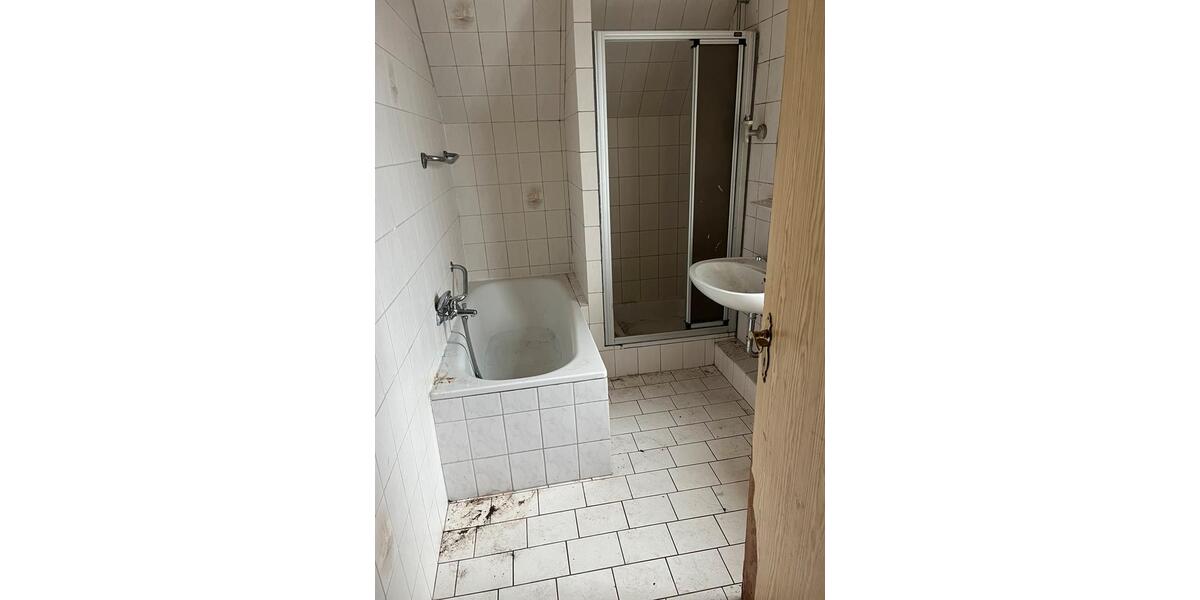 Erdgeschoßwohnung Wietmarschen - 16 Zimmer, 596 m&sup2;, 1.050&euro; | Angebot:26279046