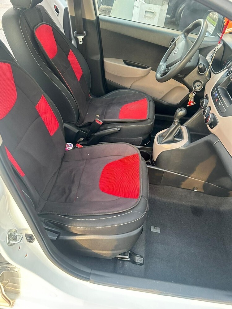 i10